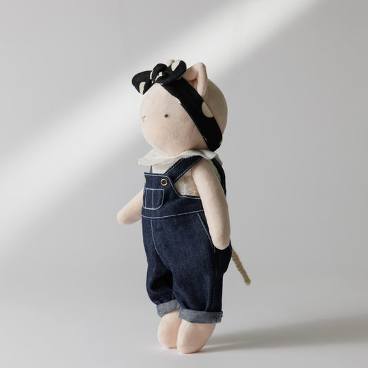 たくさん動くけど、リボンはぬかりなくコーデ