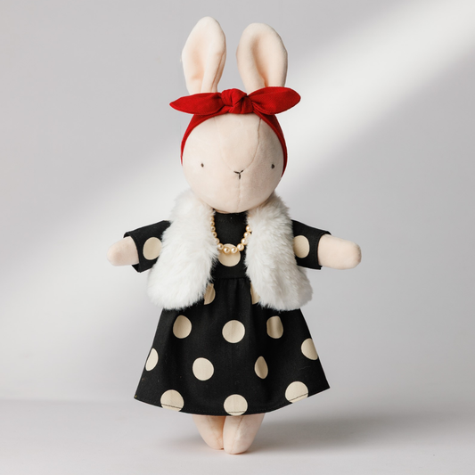 クリスマスの朝、少し特別な自分に会いたくなるコーデ