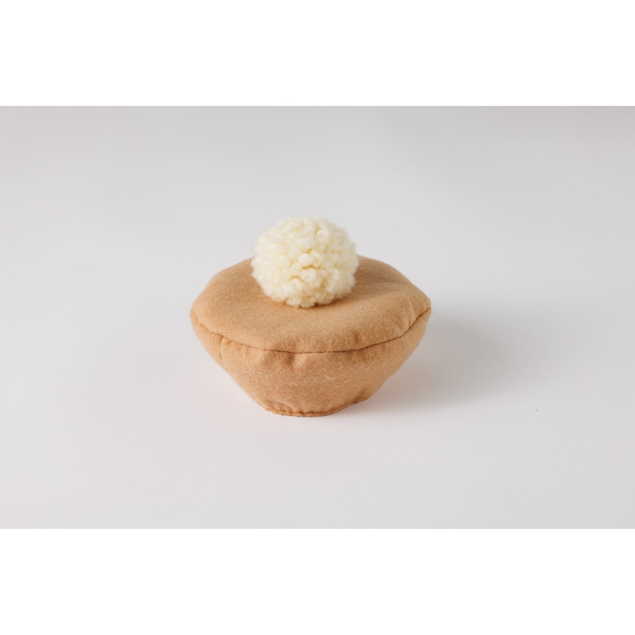 パンケーキみたいなベレー帽