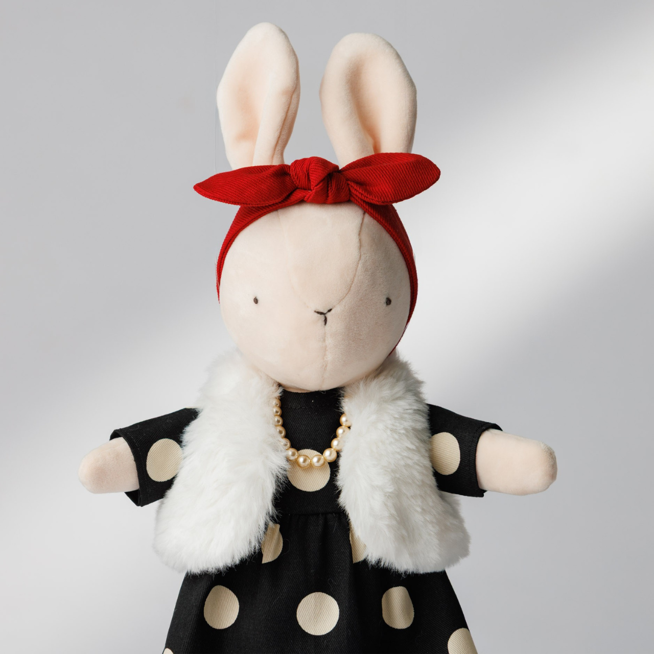 クリスマスの朝、少し特別な自分に会いたくなるコーデ