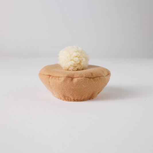 パンケーキみたいなベレー帽